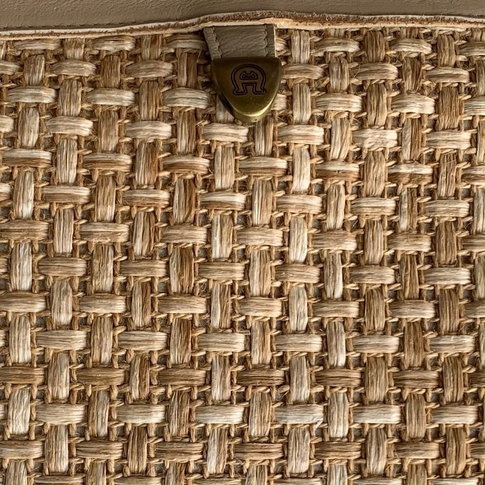 Vintage Etienne Aigner Straw Woven Rattan Shoulder Handbag Purse - Picture 3 of 9